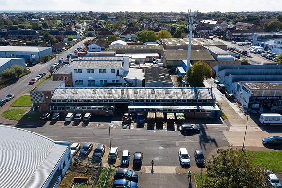 2 Brookside Avenue 27
