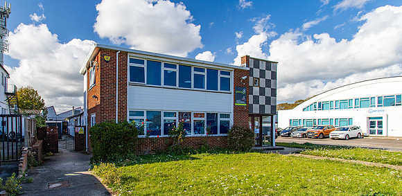 2 Brookside Avenue 44