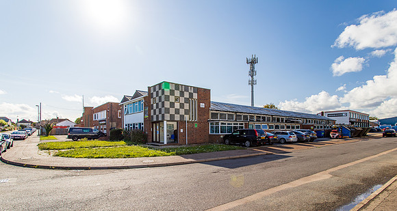 2 Brookside Avenue 50