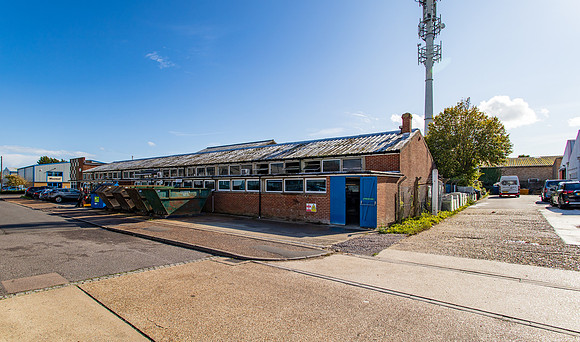 2 Brookside Avenue 55