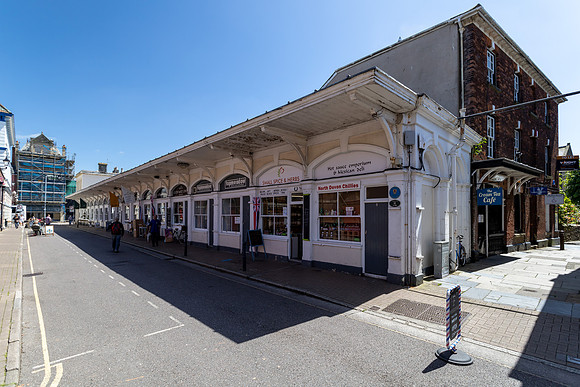 WH Smith Barnstaple-113