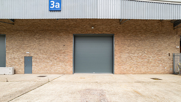 Unit 3a Canons Ind Park - Wolverton-17