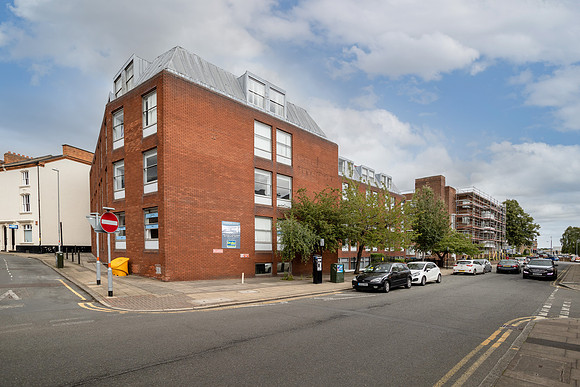 Charles House Northampton-21