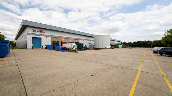 DC2 London Road Newport Pagnell-81