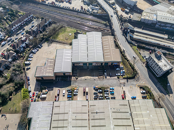 Falcon Park - Neasden-122