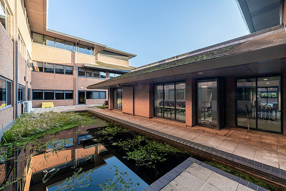Opus House 042