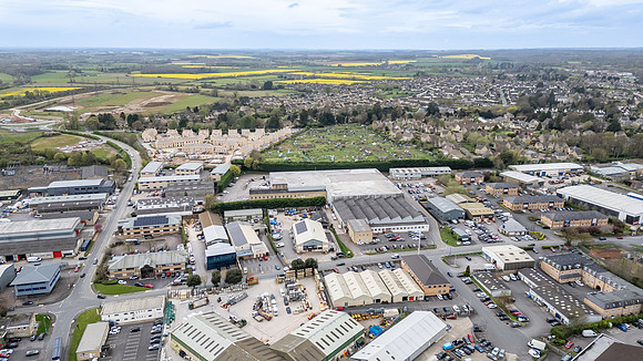 Bankside Trade Park - Cirencester-11