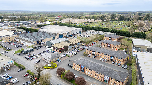 Bankside Trade Park - Cirencester-25