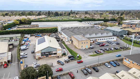 Bankside Trade Park - Cirencester-31