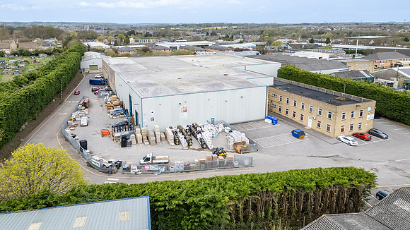 Bankside Trade Park - Cirencester-47