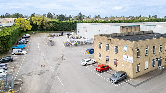 Bankside Trade Park - Cirencester-50