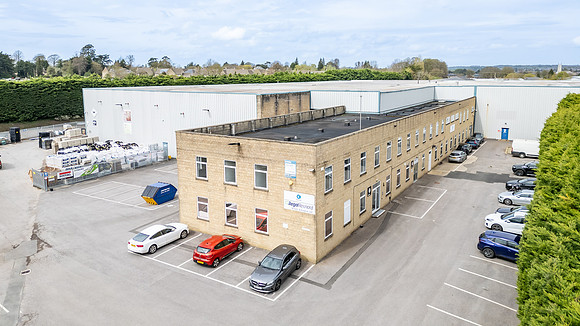Bankside Trade Park - Cirencester-51