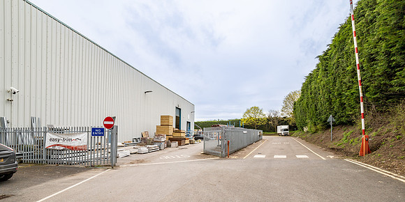 Bankside Trade Park - Cirencester-92