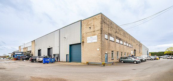 Bankside Trade Park - Cirencester-94