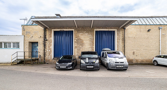 Bankside Trade Park - Cirencester-100
