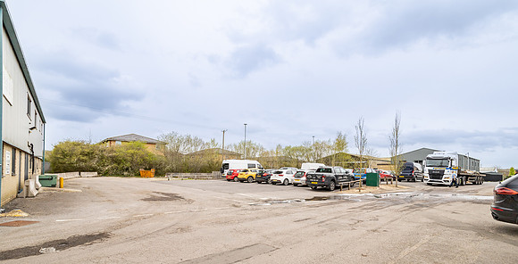 Bankside Trade Park - Cirencester-104