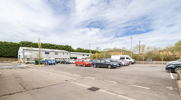 Bankside Trade Park - Cirencester-108