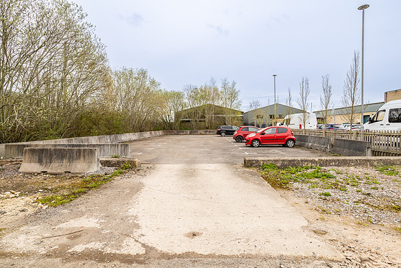 Bankside Trade Park - Cirencester-109