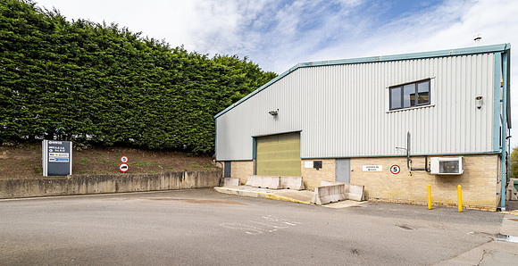 Bankside Trade Park - Cirencester-103
