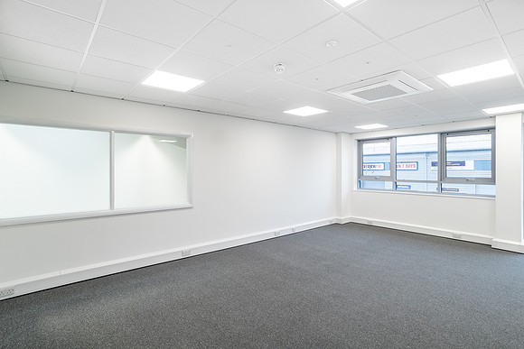 McDonald Business Park, Hemel Hempstead (Unit 11) 009