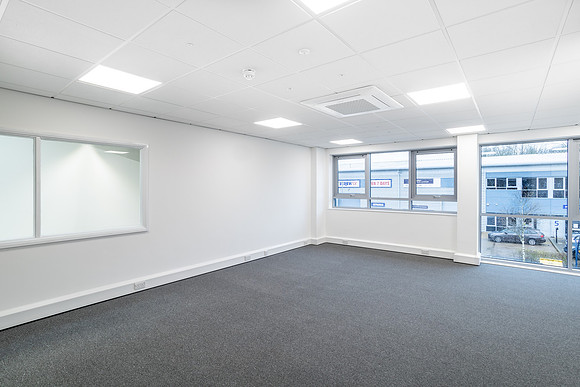 McDonald Business Park, Hemel Hempstead (Unit 11) 008