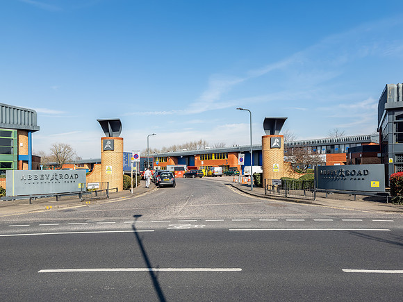 Unit 25 Abbey Road Industrial Estate-3