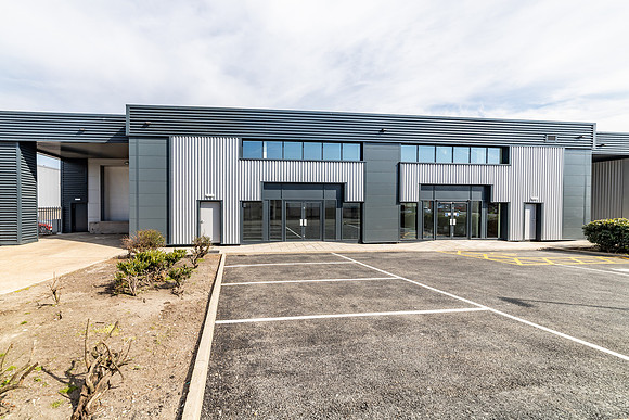 Units 2 and 3 - Oxgate Centre-46