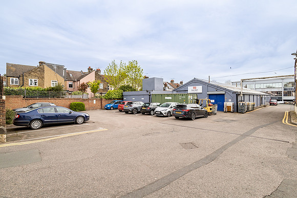 Hille - Watford-44