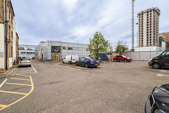 Hille - Watford-45