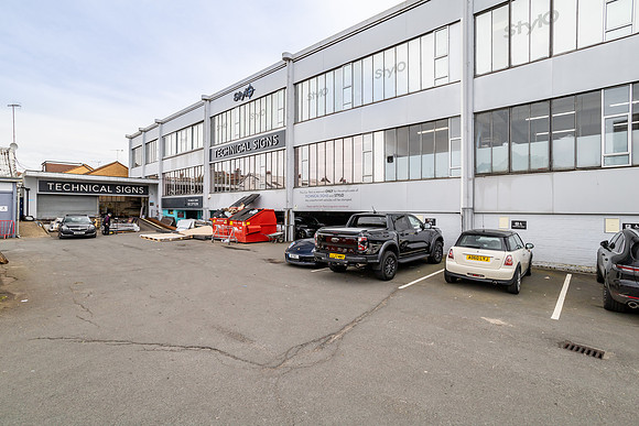 Hille - Watford-52