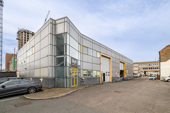 Hille - Watford-54