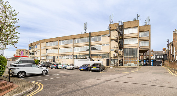 Hille - Watford-58