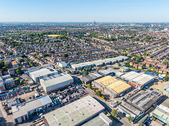 Wellington_Park_Ind_Estate136