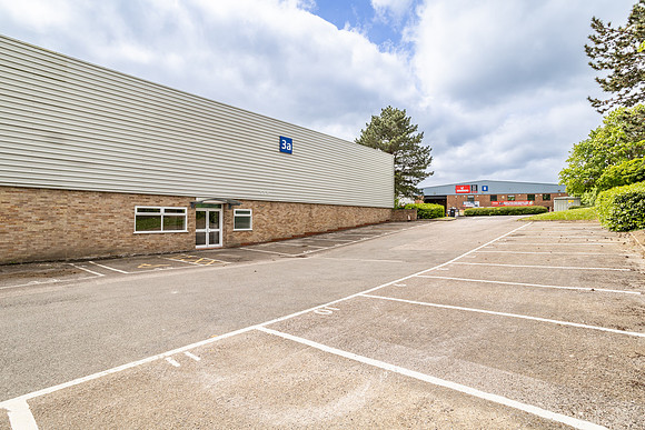 Unit 3a Canons Ind Park - Wolverton-22