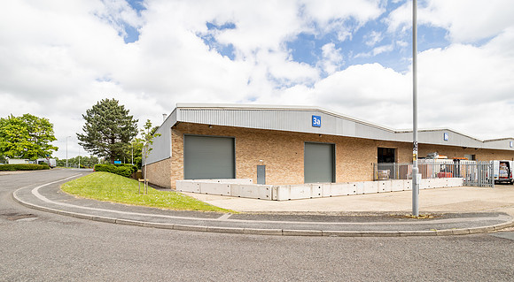 Unit 3a Canons Ind Park - Wolverton-9
