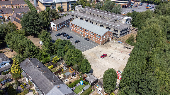 Maple Lodge Close-125