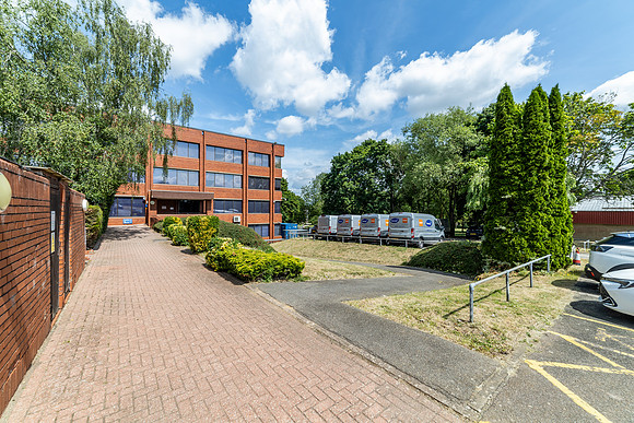 Pyramid Close - Weston Favell-90