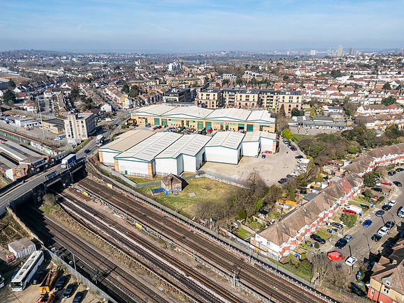 Falcon Park - Neasden-145