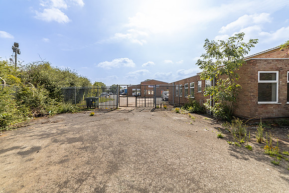 Commerce Way - Leighton Buzzard-65
