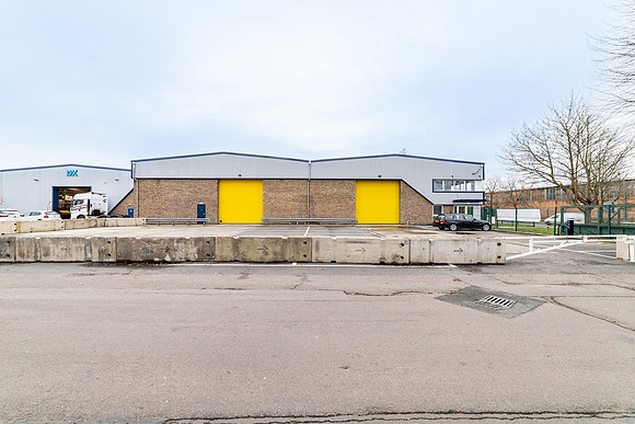 Unit 14 Trident Ind Estate 043