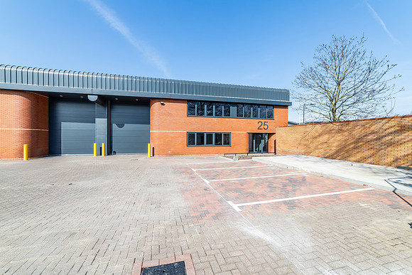 Unit 25 Abbey Road Industrial Estate-11