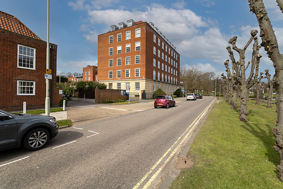 Rosanne House 063