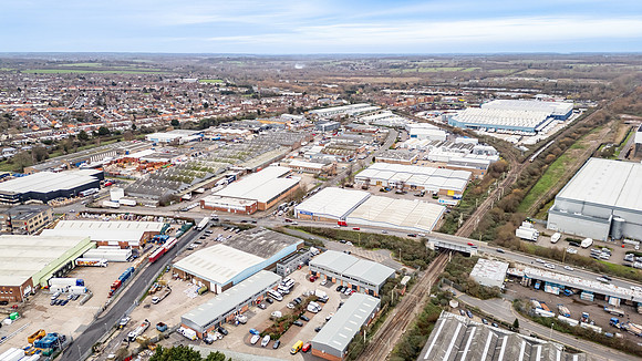 Unit 14 Trident Ind Estate 100