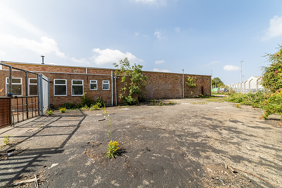 Commerce Way - Leighton Buzzard-62