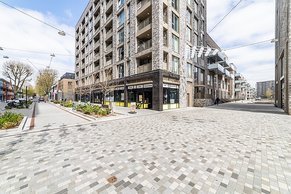 Aberfeldy_Sq_020