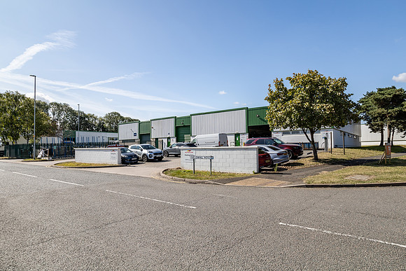 Brackmills_Central_114