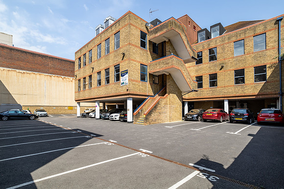 Trident House 032