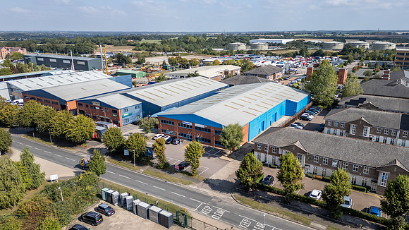 3 Maxted Road 102