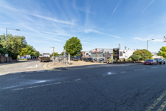 Wellington_Park_Ind_Estate060