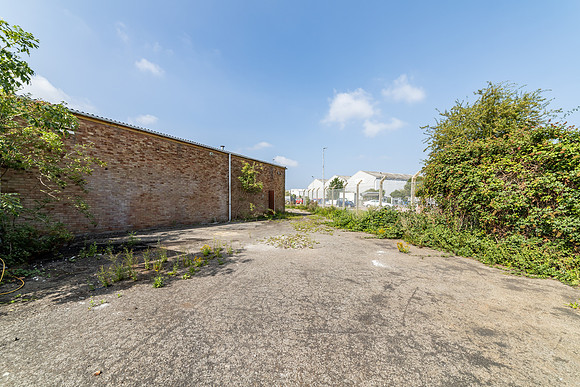 Commerce Way - Leighton Buzzard-64